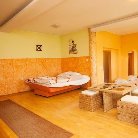 Guest House Celan Spodnja Hajdina Ngoại thất bức ảnh