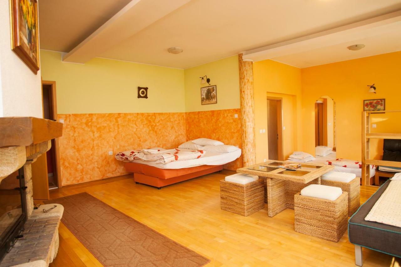 Guest House Celan Spodnja Hajdina Ngoại thất bức ảnh