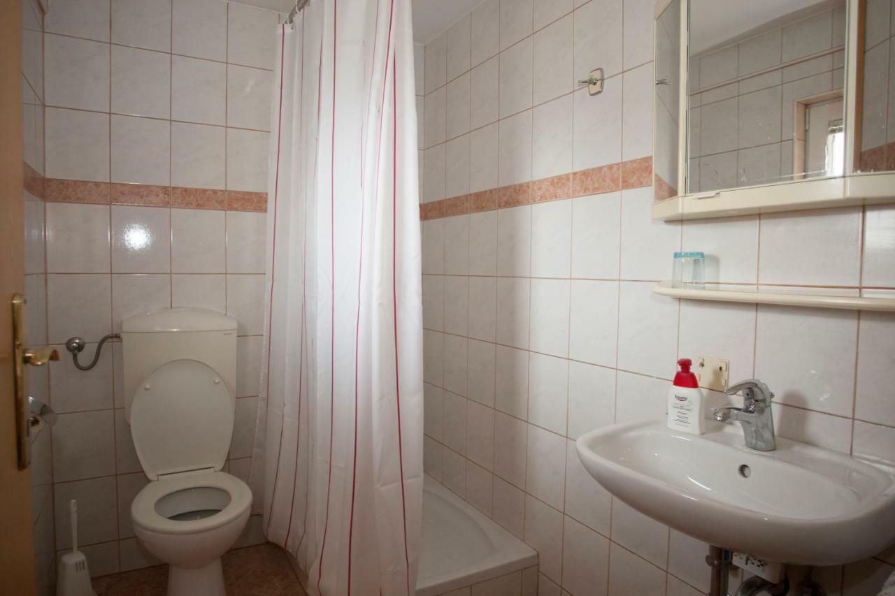 Guest House Celan Spodnja Hajdina Ngoại thất bức ảnh