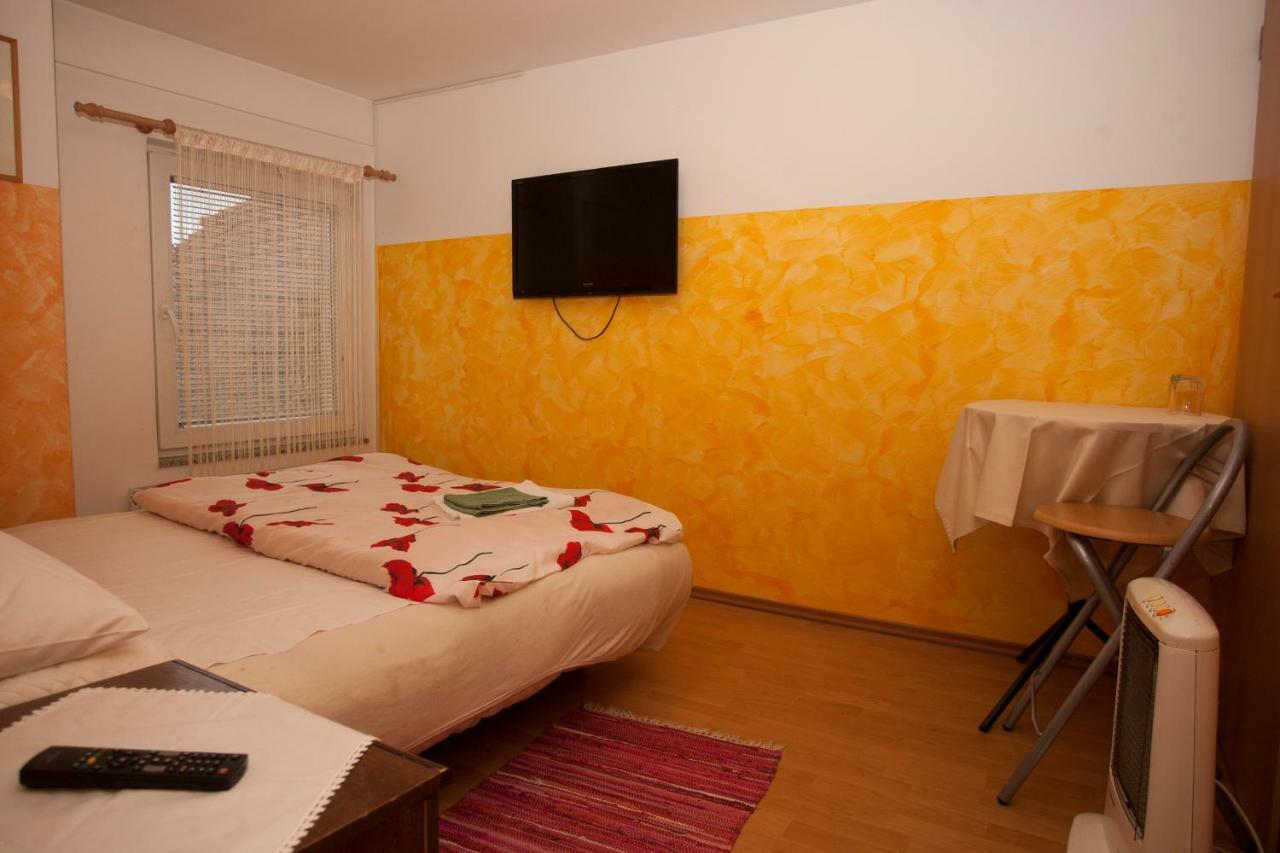 Guest House Celan Spodnja Hajdina Ngoại thất bức ảnh