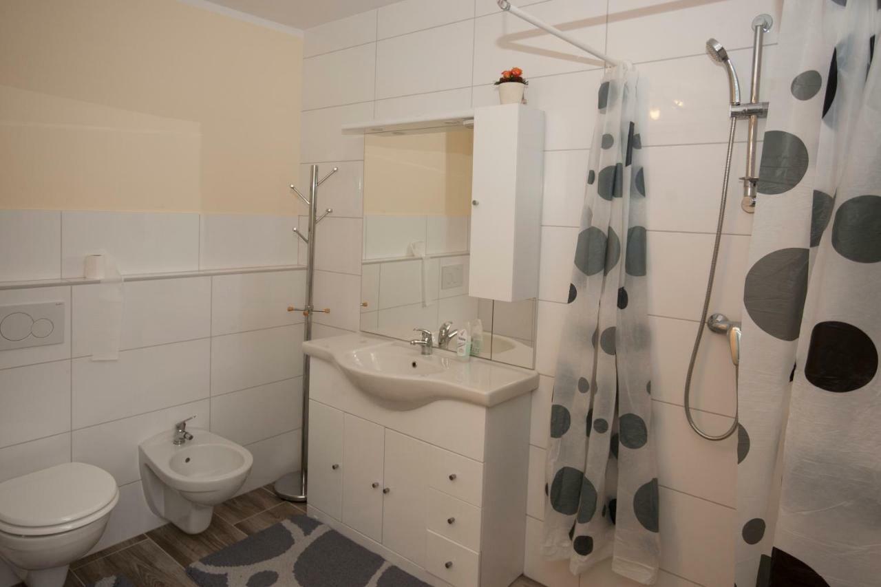 Guest House Celan Spodnja Hajdina Ngoại thất bức ảnh