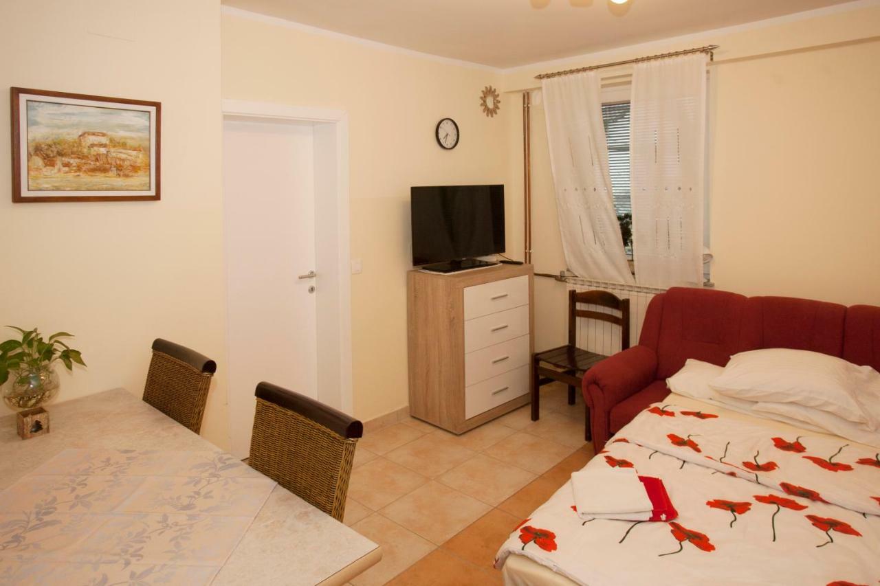 Guest House Celan Spodnja Hajdina Ngoại thất bức ảnh