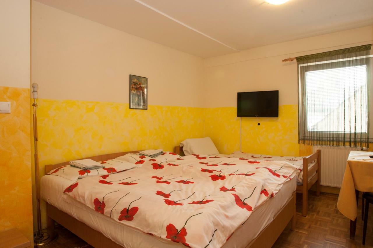 Guest House Celan Spodnja Hajdina Ngoại thất bức ảnh